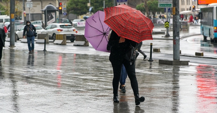 Antalya'nın 9 ilçesi için kuvvetli yağış uyarısı