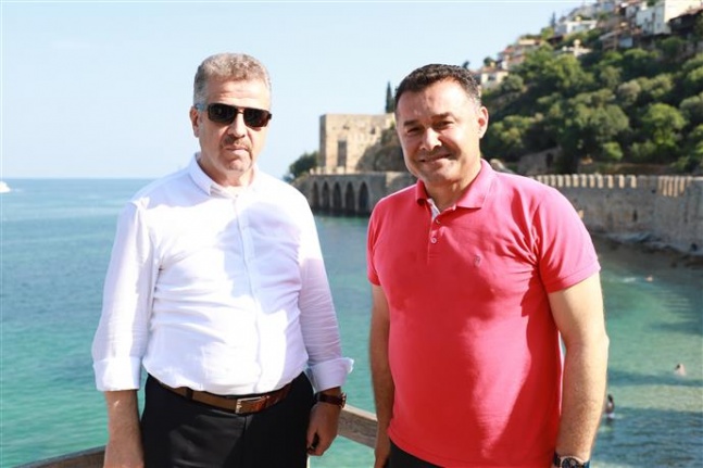 Gaziosmanpaşa Belediye Başkanı Usta ve yönetiminden Alanya'ya ziyaret