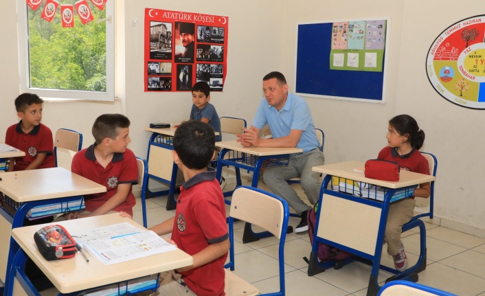 Kaymakam Ürkmezer Tırılar İlk-Ortaokulunu ziyaret etti
