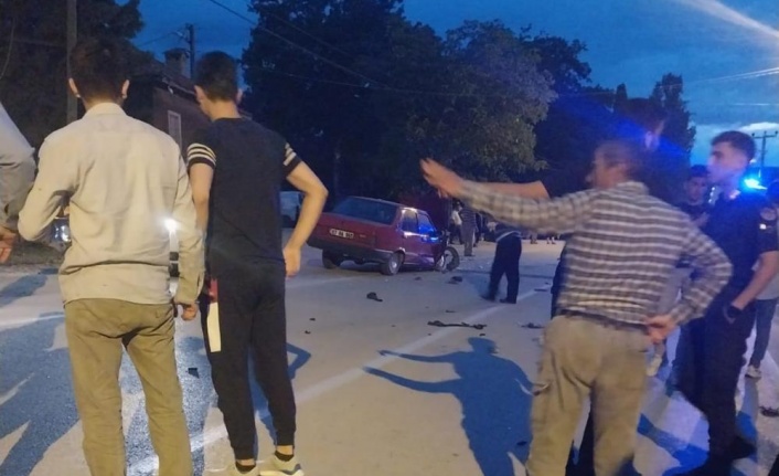 Otomobille çarpışan motosikletin sürücüsü hayatını kaybetti