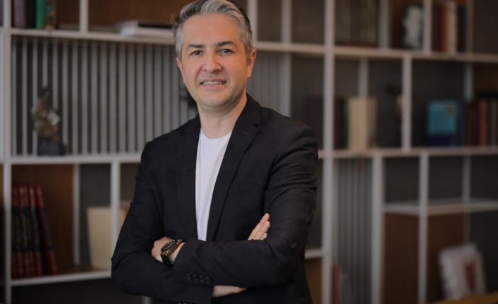 Plastik Cerrahi Uzmanı Oğuzhan Aydoğdu: ''Göz altı morluklarına veda edin''