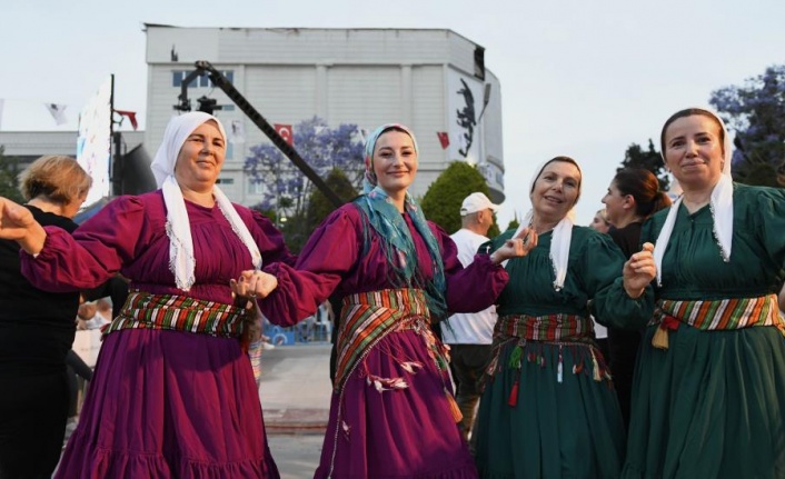 Yöreler Renkler Festivali devam ediyor