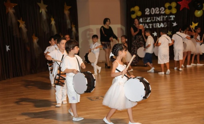 75. Yıl Kreş ve Çocuk Kulübü öğrencilerine coşkulu mezuniyet töreni