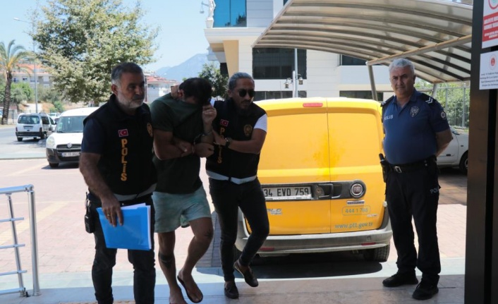 Alanya'da alacaklı olduğu ortağını boğazını keserek öldüren zanlı tutuklandı