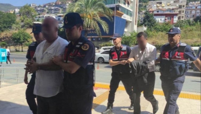 Alanya'da yakalanan 4 sahte MİT'çi tutuklandı