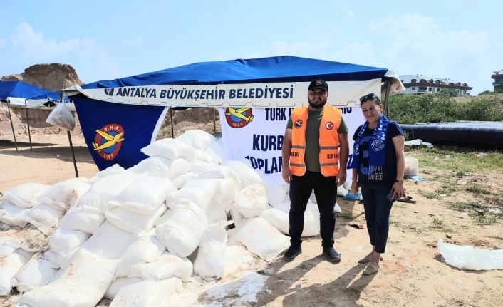 Alanya'dan THK'ya 9 bin 180 deri bağışı