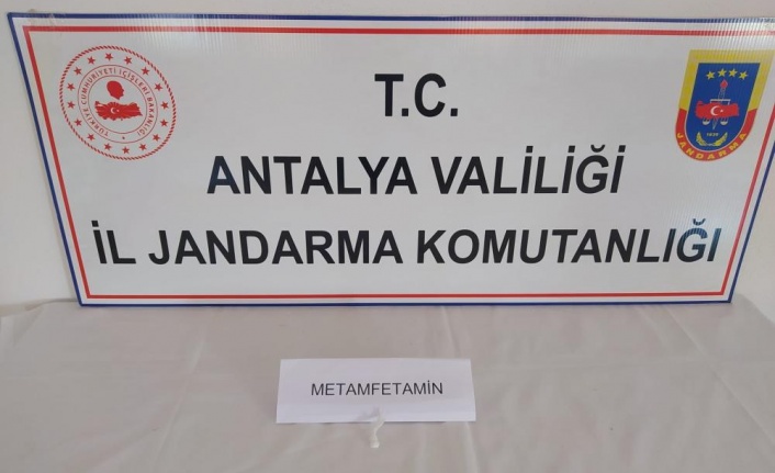 Gazipaşa'da yağma suçundan aranan şahıs uyuşturucuyla yakalandı