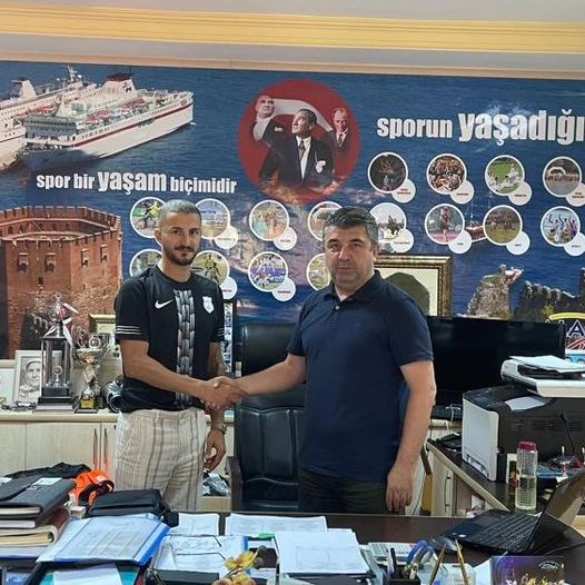 Kestelspor, GS altyapısında yetişen futbolcuyla sözleşme imzaladı