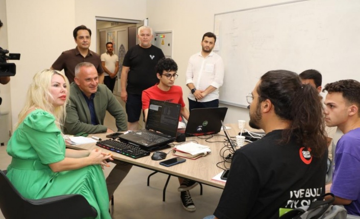 Rektör Özkan: “Siber dünya artık en az İngilizce kadar önemli konumda yer alıyor”