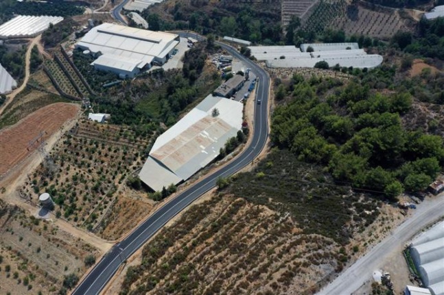 Alanya Belediyesi asfalt çalışmalarını sürdürüyor