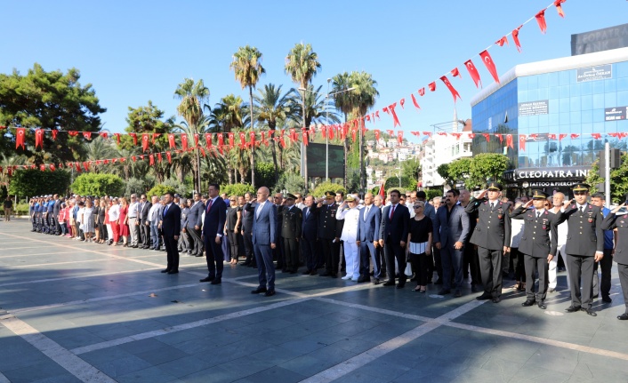 Alanya'da 30 Ağustos Zafer Bayramı'nı çoşkuyla kutlandı