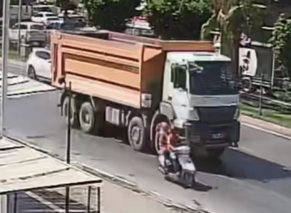 Alanya'da anne kızın öldüğü kazada kamyon şoförü tutuklandı