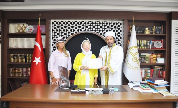 Alanya'da Kazakistan vatandaşı Müslüman oldu