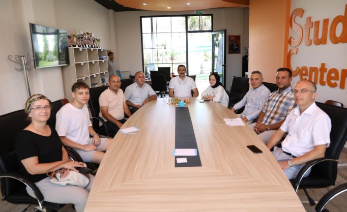 ALKÜ Rektörü Prof.Dr. Kalan, velilerle buluştu