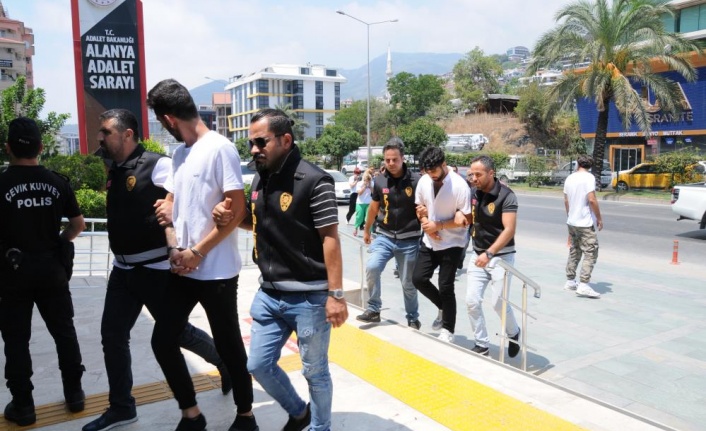Arkadaşlık siteleri üzerinden gelen adisyon tuzağına 7 tutuklama