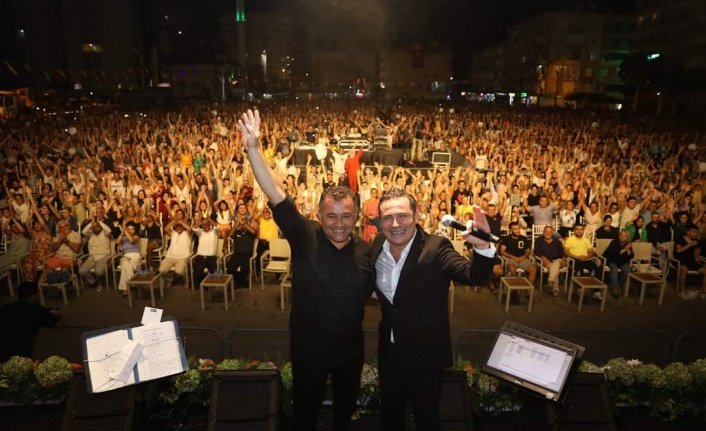 Mahmutlar'da Ferhat Göçer rüzgarı