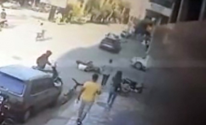 Motosikletli genci ölüme sürükleyen kaza kamerada