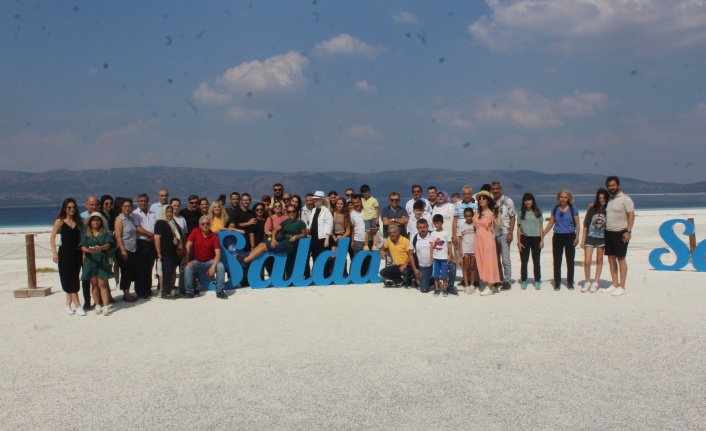 AGC üyeleri Salda Gölü'nü keşfetti