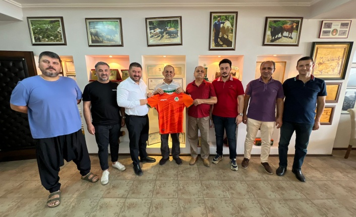 ALTSO Başkan Adayı Gömeç, Hacıince ailesine ziyarette bulundu