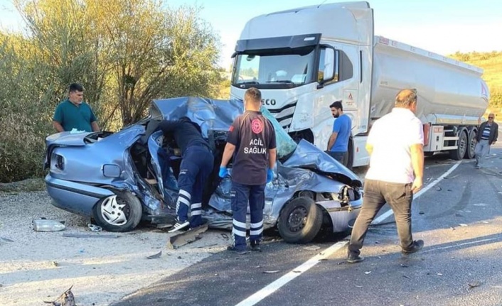 Antalya'da trafik kazası 4 Ölü, 1 Yaralı