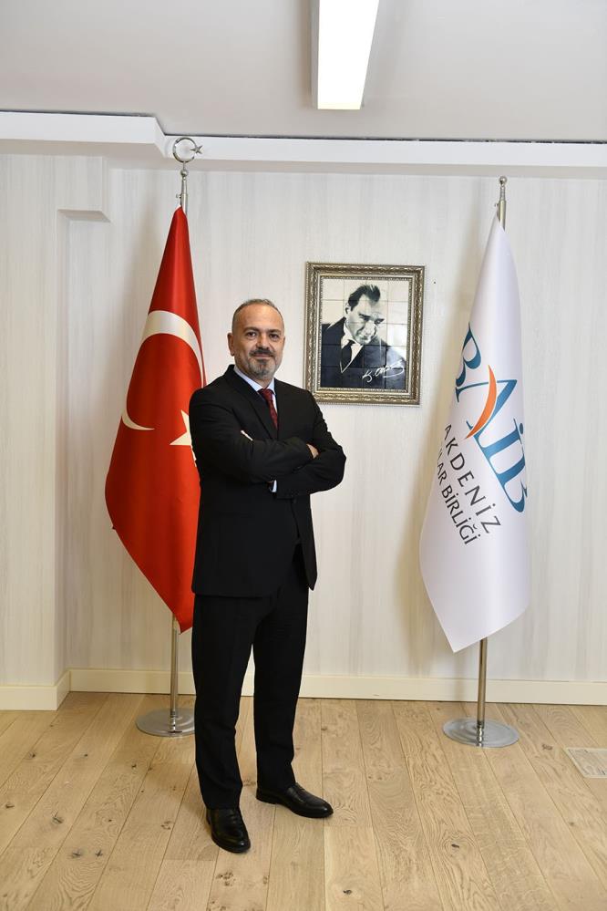 Batı Akdeniz ihracatı 8 ayda geçen yılın aynı önemine oranla yüzde 5,14 arttı