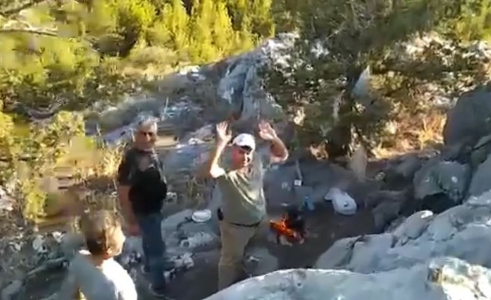 Çay demleyerek kazı yapmışlar