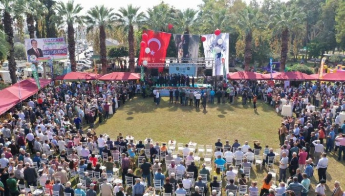 12. Gazipaşa Çekirdeksiz Nar ve Tropikal Meyve Festivali sosyal medyayı salladı