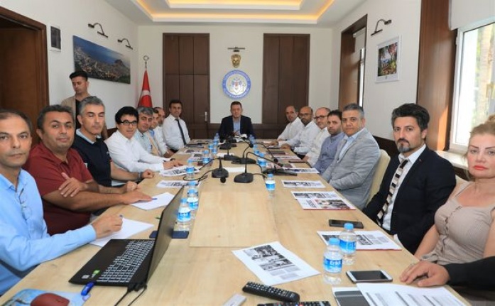 AHENK İlçe Yönetim Kurulu Kaymakam Ürkmezer başkanlığında toplandı