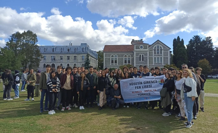 İstanbul üniversite tanıtım gezisi: HGFL öğrencileri üniversite kapısını araladı