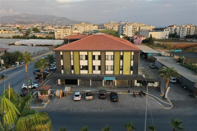 Şehit Aybüke Öğretmen Etüt ve Destek Eğitim Kursu'nda ilk ders zili çaldı