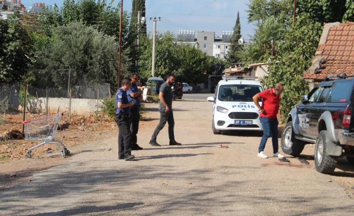 Sokak ortasında silahlı saldırıya uğrayan yaşlı kadın öldü