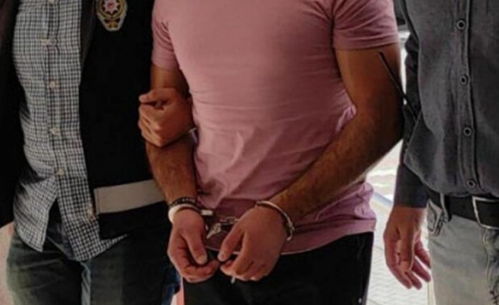 Antalya'daki kaçakçılık operasyonlarında 2 tutuklama, 1 ev hapsi