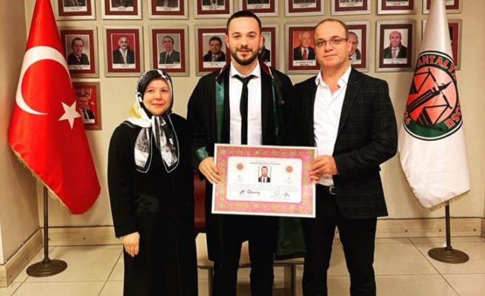 Çinal’ın oğlu Mehmet Nuri avukat oldu