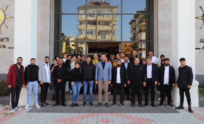 AK Parti'den gövde gösterisi