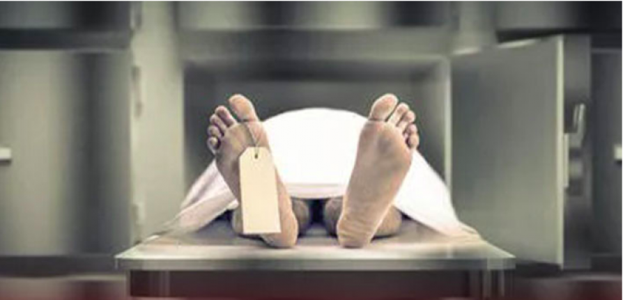 Alanya'da yatak odasında ölü bulundu