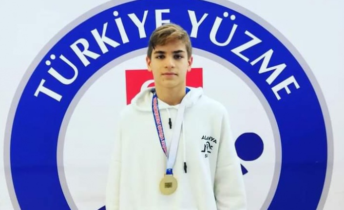 Alanya'ya Türkiye üçüncülüğünü getirdi