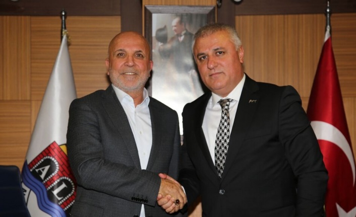 Alanyaspor ve ALTSO'dan farkındalık maçı