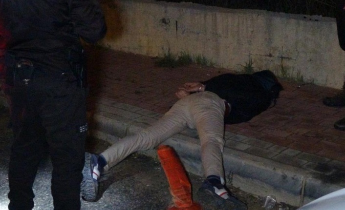 Antalya'da polisle çatışan şüpheliler:" Biz yere yattık, diğer şüpheli polise ateş etti"