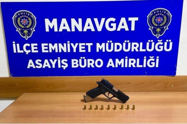 Antalya’da aranan 122 şahıstan 72’si tutuklandı