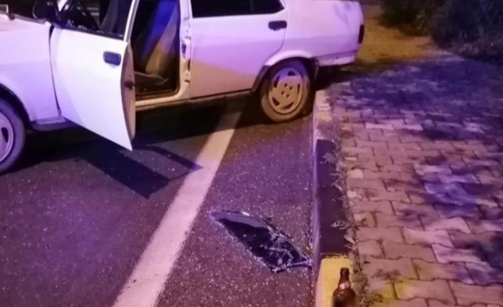 Gazipaşa'da arkadaşının aracını zorla alan alkollü ve ehliyetsiz sürücü kaza yaptı: 1 yaralı