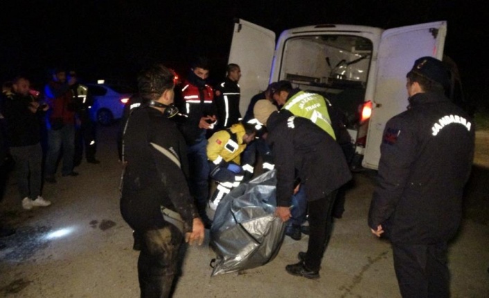 Çaya uçan hafif ticari aracın sürücüsünün cesedini dalgıçlar çıkardı