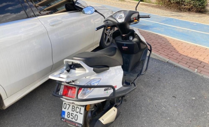 Gazipaşa’da motosikletten düşen Rus turist yaralandı