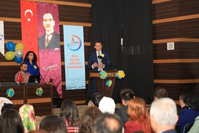 Kaymakam Ürkmezer Etwinning Kalite Etiketi Ödül Töreni programına katıldı