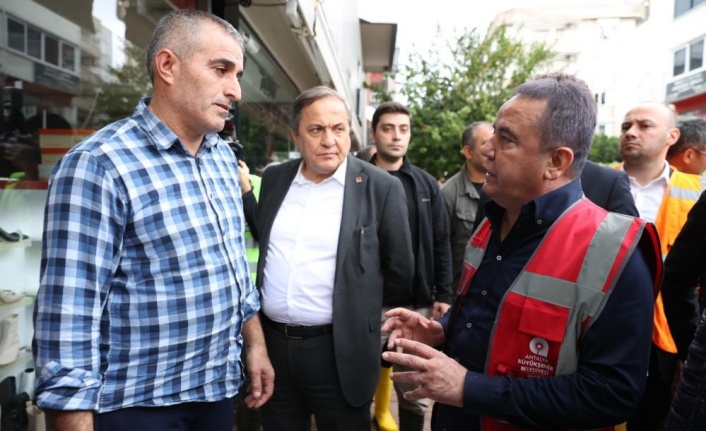 Kumluca ve Finike’nin 'afet bölgesi' ilan edilmesi talebi