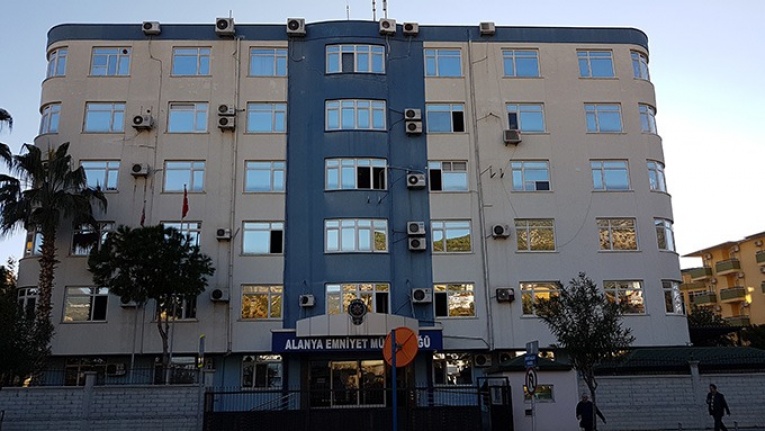 Alanya'da özel plaka operasyonu: 2 gözaltı