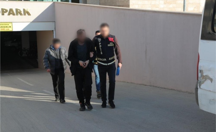 Antalya'da aranan 71 şüpheli yakalandı
