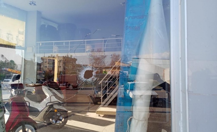 Gazipaşa'da işyerine silahlı saldırı