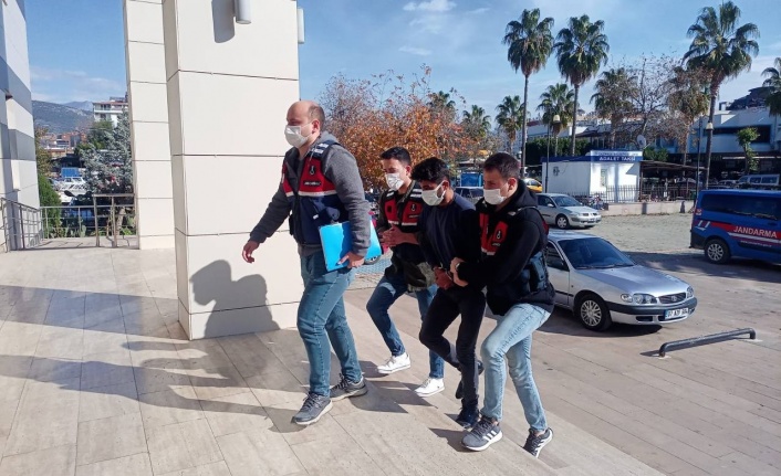 Polis otosuna kurşun yağdıran 4 saldırgan tutuklandı