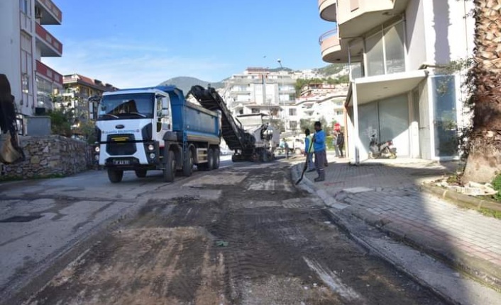 Yücel startı Hacet'ten verdi