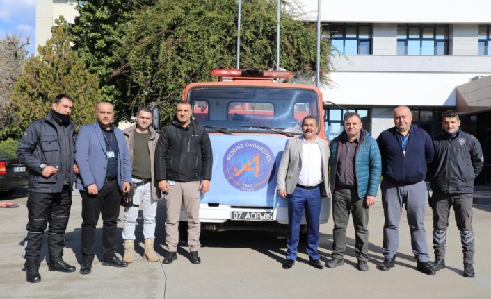 Akdeniz Üniversitesi deprem bölgesine merhem olmaya çalışıyor